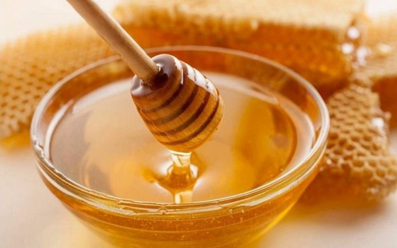 HƯỚNG DẪN UỐNG MẬT ONG RỪNG ĐÚNG CÁCH 3 uống mật ong rừng đúng cách