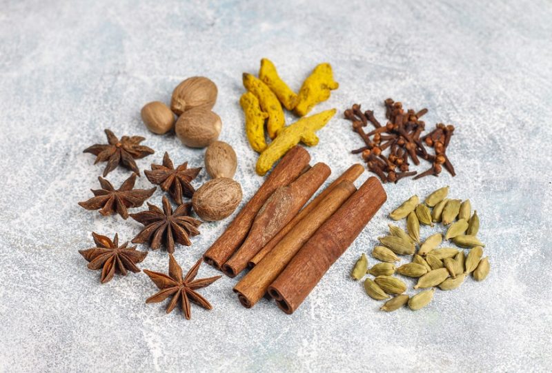 Quế hồi thảo quả - món quà gia vị từ thiên nhiên ban tặng 7 que-hoi-thao-qua-mon-qua-gia-vi-tu-thien-nhien-ban-tan