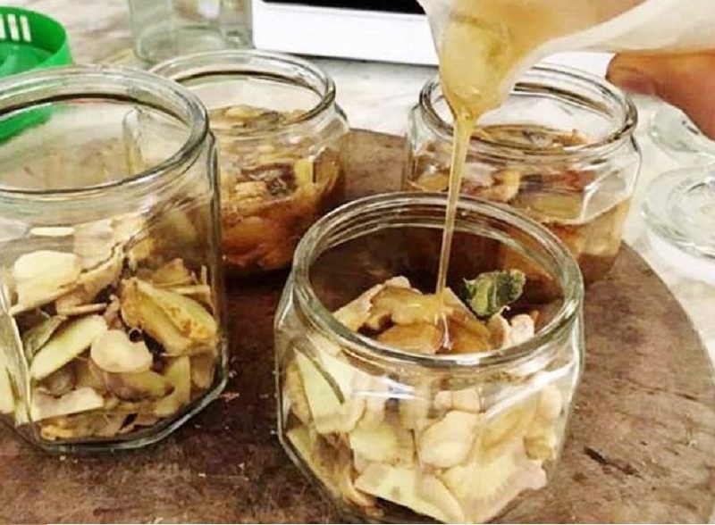 Tỷ lệ sâm ngâm mật ong bao nhiêu là chuẩn nhất? 2 ty-le-ngam-sam-mat-ong-bao-nhieu-la-chuan-nhat